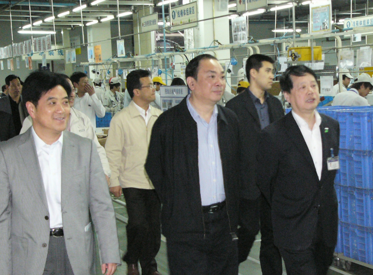 2010年5月 時任杭州市委書記黃坤明調研視察